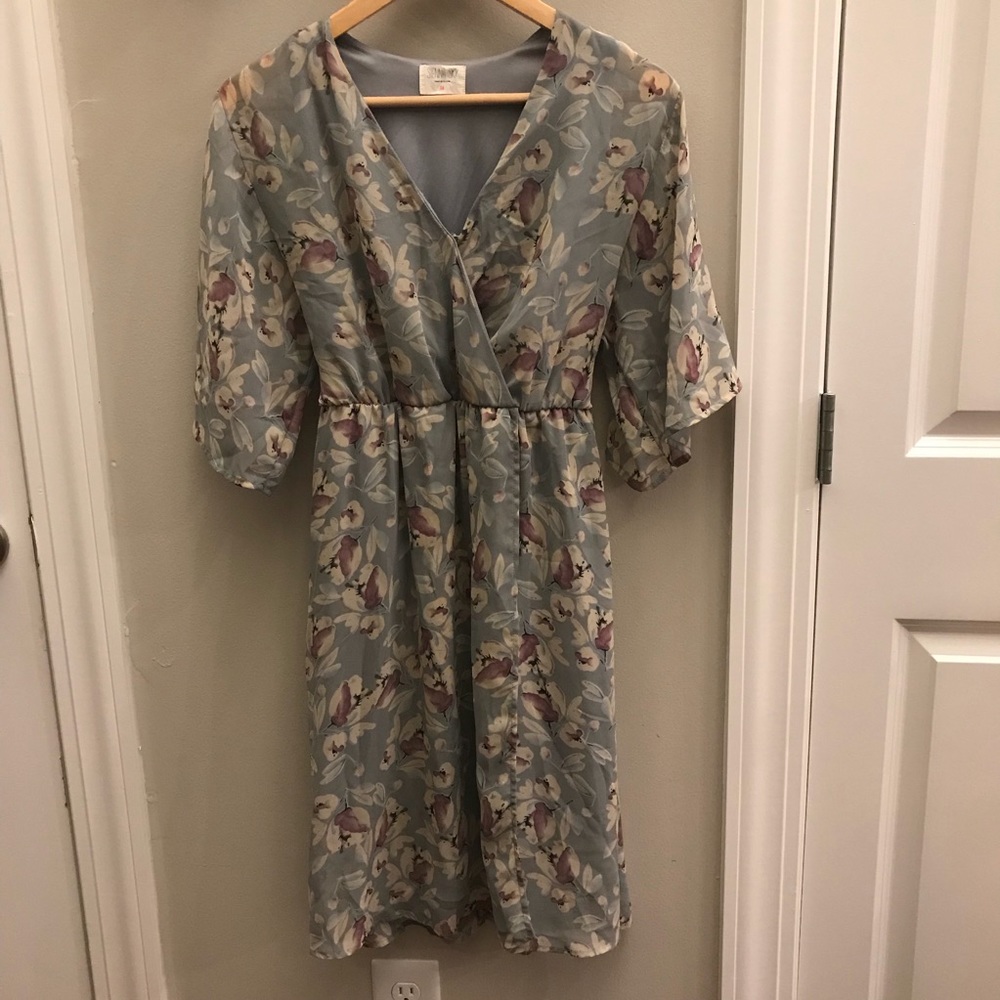 MINI WRAP DRESS SIZE M